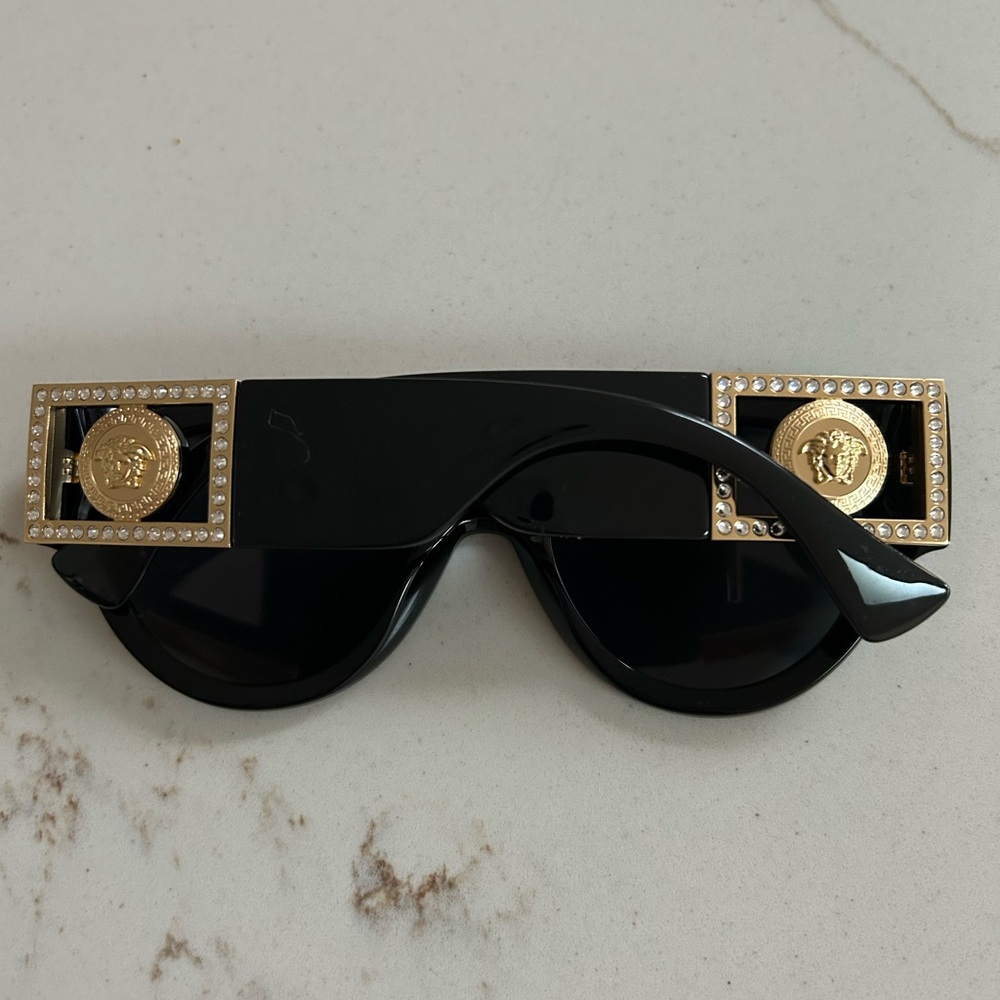 Versace sunglasses new not used